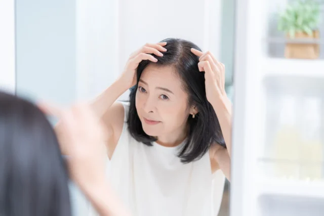 ミノキシジルの初期脱毛って何が起きているの?